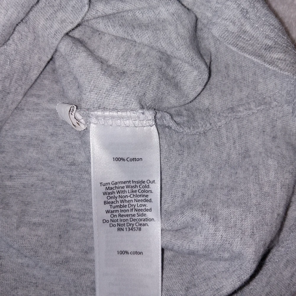 Vineyard Vines Boys Long-Sleeve Two 2 Tone Vintage Whale Pocket T-Shirt, M - Picture 8 of 8